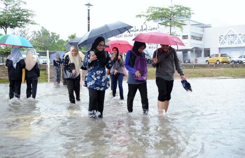 TR04_29112016_BANJIR