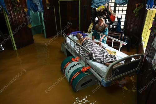 KATIL TERAPUNG BANJIR