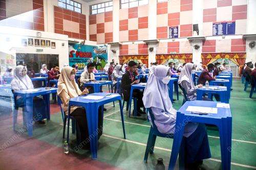 HARI PERTAMA SPM 2023