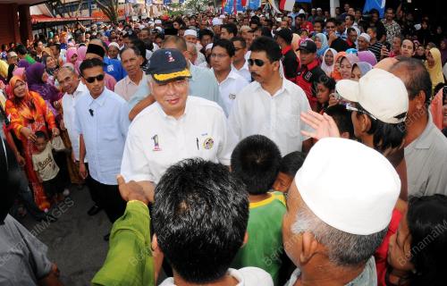 DATUK SERI MOHD NAJIB TUN ABDUL RAZAK
