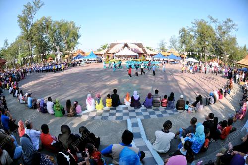 TR04_31082012_HARI_MERDEKA