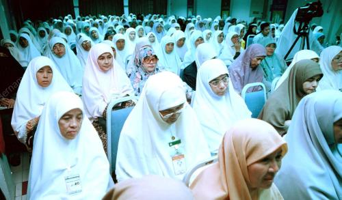 TR05-_01_06_2000_TUTUP_AURAT_08012016