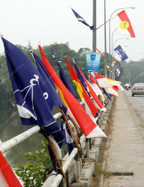 MENJELANG PILIHAN RAYA KE-12