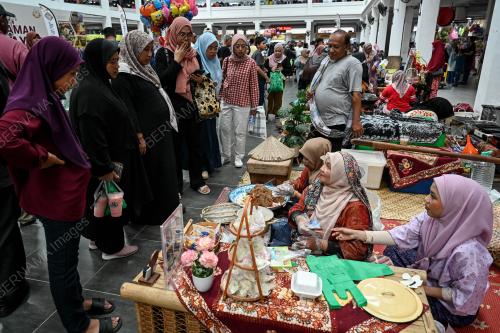 TINJAUAN PASAR BESAR KEDAI PAYANG