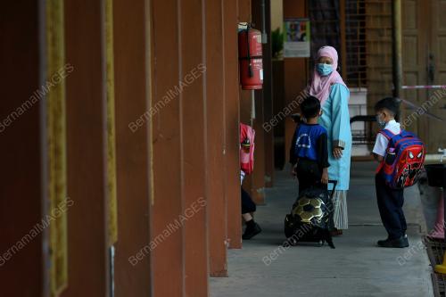 SESI PERSEKOLAHAN TAHUN SATU DAN DUA