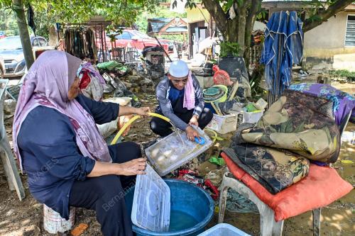PASCA BANJIR KAMPUNG PASIR RAJA