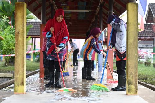 PASCA BANJIR SEKOLAH