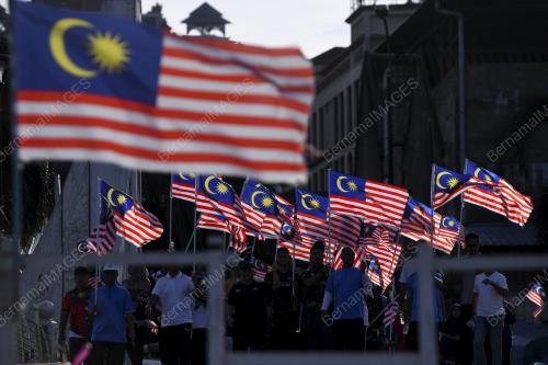 SANTAI MENAPAK KELUARGA MALAYSIA