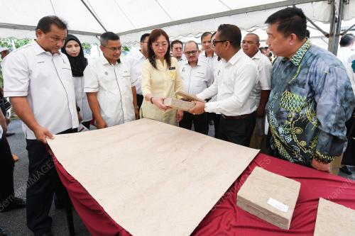TR05_03112019_KENAF_TERENGGANU_BN201910285685