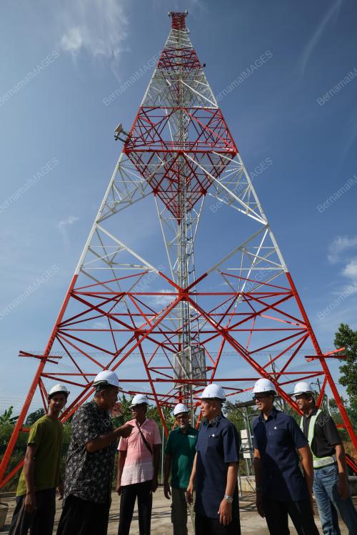 MENARA JENDELA