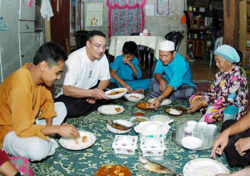 HISHAMMUDDIN TUN HUSSEIN