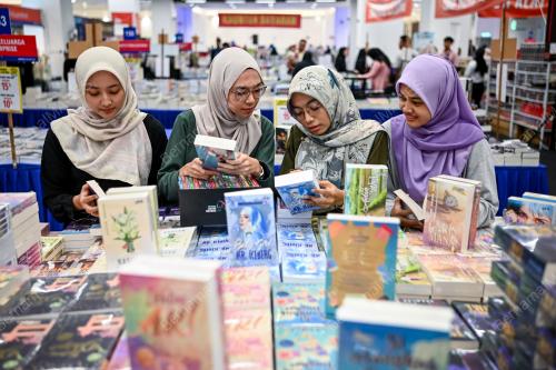 PESTA BUKU