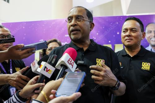 DATUK SERI DR ZAMBRY ABDUL KADIR
