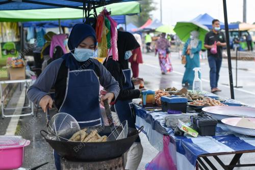 PASAR MALAM PERCUBAAN PERINTAH KAWALAN PERGERAKAN BERSYARAT