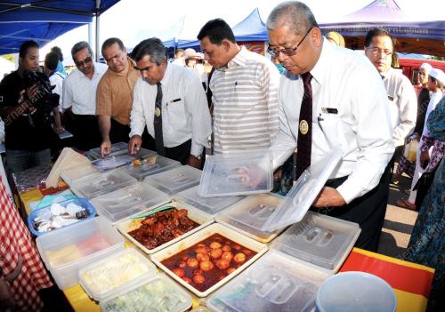 TR05_06032014_PASAR_MALAM