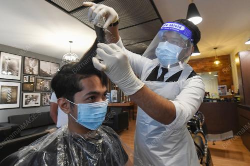 OPERASI KEDAI GUNTING RAMBUT