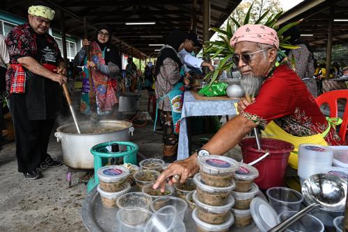 PROGRAM MASAK BUBUR LAMBUK