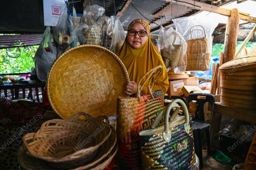 KRAF TANGAN TEMPATAN