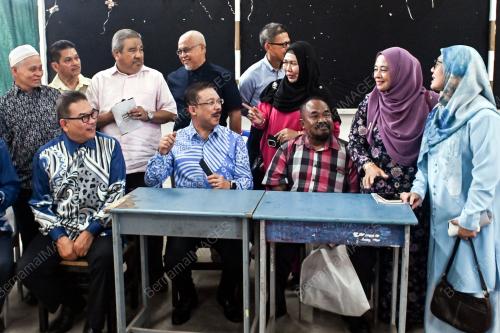 TAN SRI MOHD ZUKI ALI