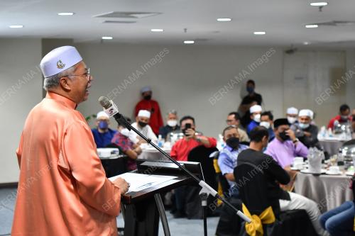 TAN SRI ANNUAR MUSA