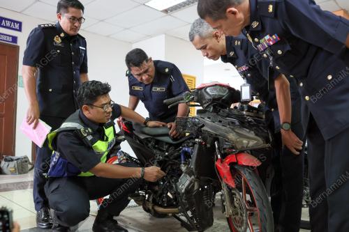 MOHD ZAMRI SAMION