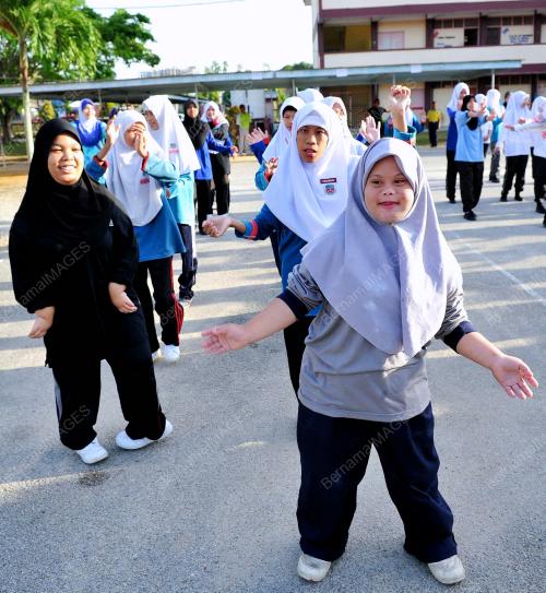 TR05_10072012_SENAM_SEKOLAH