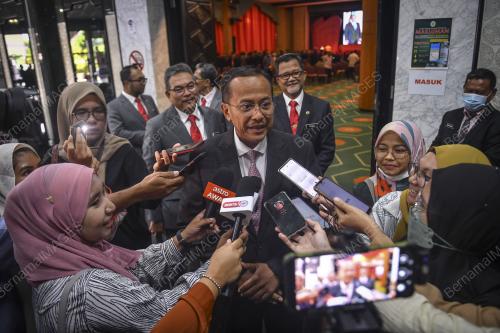 DATUK SERI DR AHMAD SAMSURI MOKTHAR