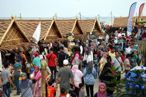 TR05_13092019_KARNIVAL_PANTAI_BN201909120864-05
