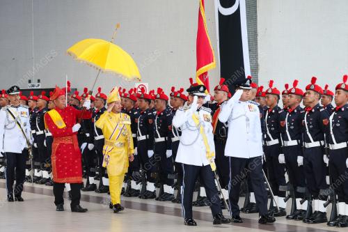 SULTAN MIZAN ZAINAL ABIDIN