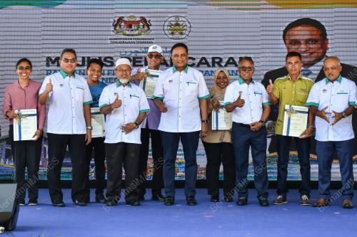 DATUK SERI REEZAL MERICAN NAINA MERICAN