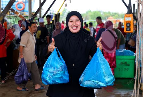JETI NELAYAN KUALA KEMAMAN