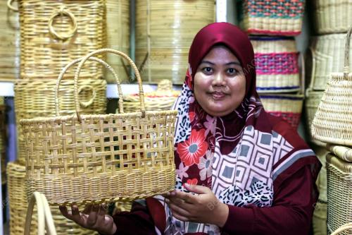 NUR FITRAH MOHD AZIZI
