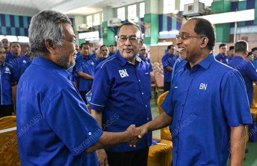 DATUK SERI DR ZAMBRY ABD KADIR