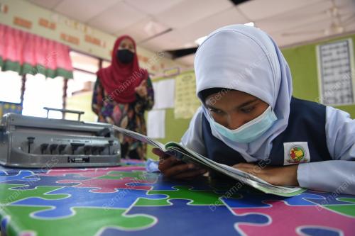 SEKOLAH KEBANGSAAN BEROPERASI
