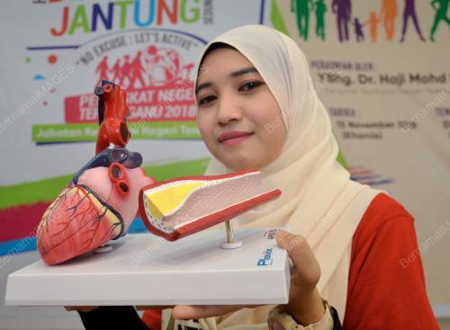 TR05_15112018_HARI_JANTUNG