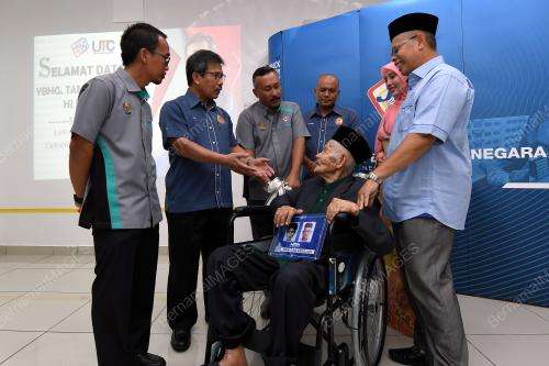 TR05_17092019_ALWI_JPN_BN201909050175