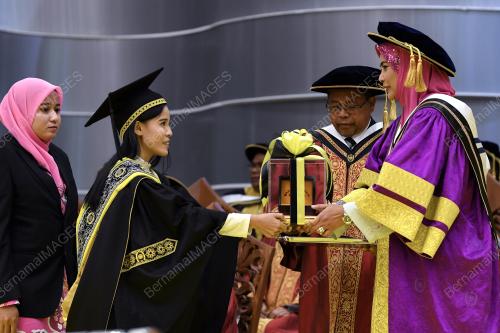 TR05_17112018_UNiSZA_BN201811173958