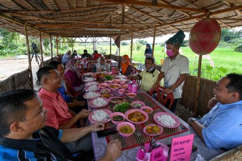MAKANAN TRADISIONAL TERENGGANU