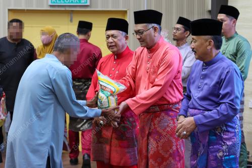 DATUK SERI SHAMSUL ANUAR NASARAH
