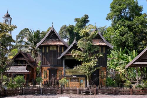 RESORT WARISAN PAHLAWAN
