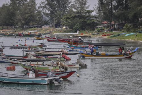 CUACA MENDUNG