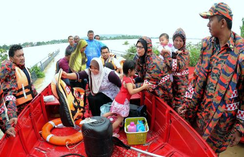 TR05_19122014_BANJIR