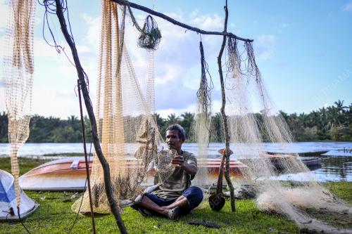 MENJALA IKAN
