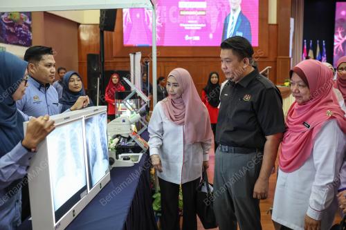 LUKANISMAN AWANG SAUNI
