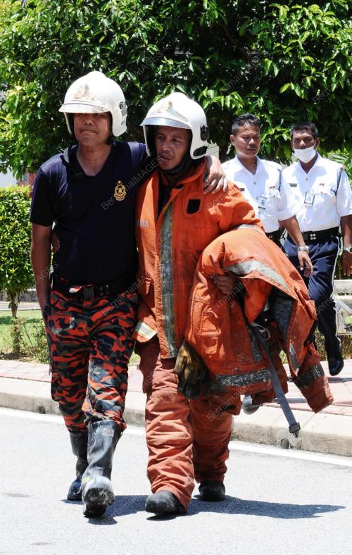 TR05_21032013_UMT_TERBAKAR