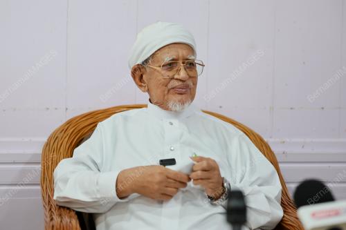TAN SRI ABDUL HADI AWANG