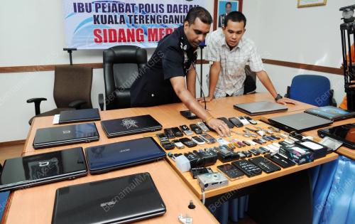 BARANG CURI