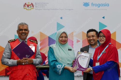 TR05_23042019_ADVOKASI_VLE_BN201904227433