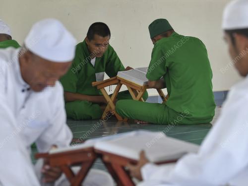 BANDUAN PENJARA MARANG MENDALAMI ILMU AGAMA