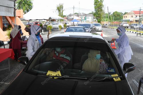 VAKSIN COVID-19 TERENGGANU